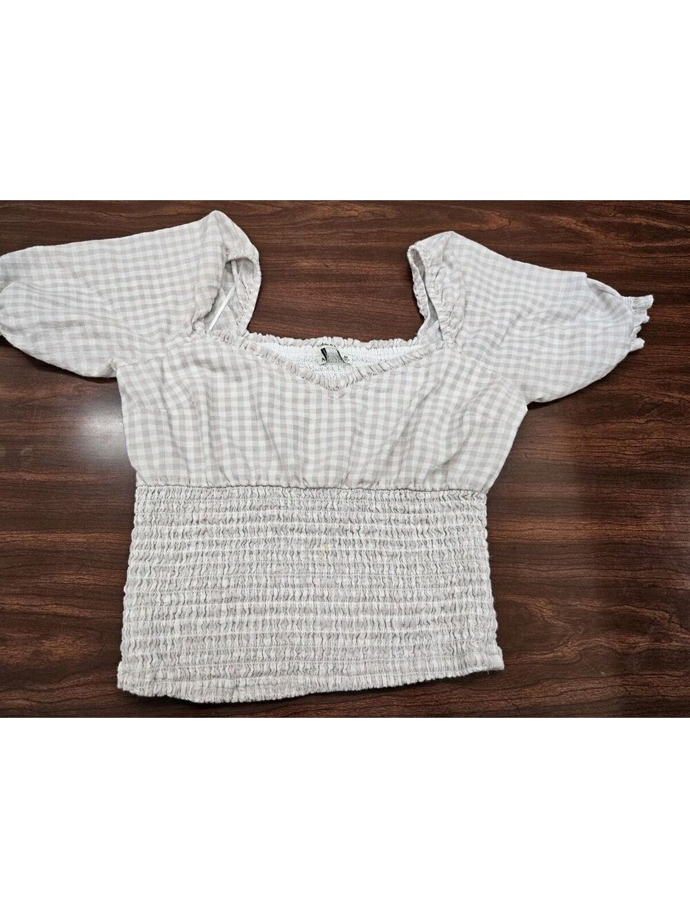 Abercrombie & Fitch Juniors Medium Gingham Smocked Puff Sleeve Top Beige White